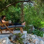 빌라 Arterravilla, A Hidden Sanctuary. *