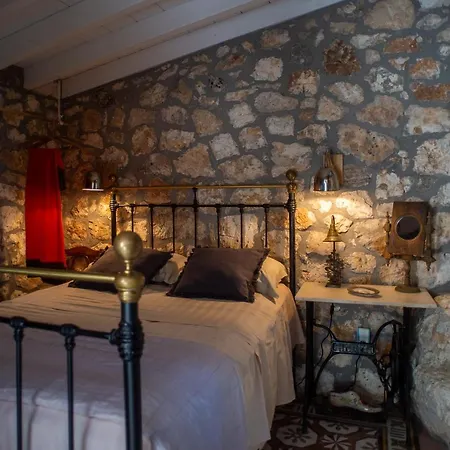 Arterravilla, A Hidden Sanctuary. Vila *