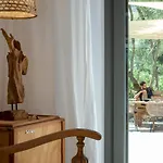 Arterravilla, A Hidden Sanctuary. Вилла Makriotika