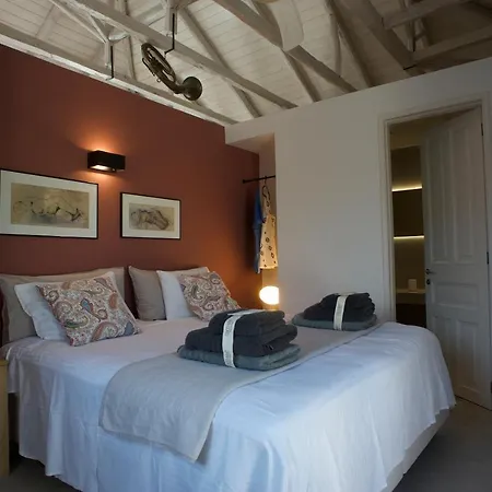 Willa Arterravilla, A Hidden Sanctuary.